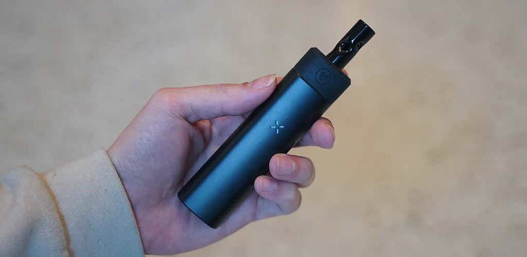 How To Use the PAX Glass Accessory Adapter - Planet of the Vapes How To Use the PAX Glass Accessory Adapter - Planet of the Vapes