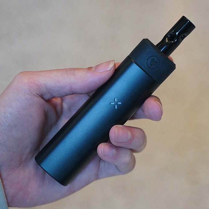 How To Use the PAX Glass Accessory Adapter - Planet of the Vapes How To Use the PAX Glass Accessory Adapter - Planet of the Vapes