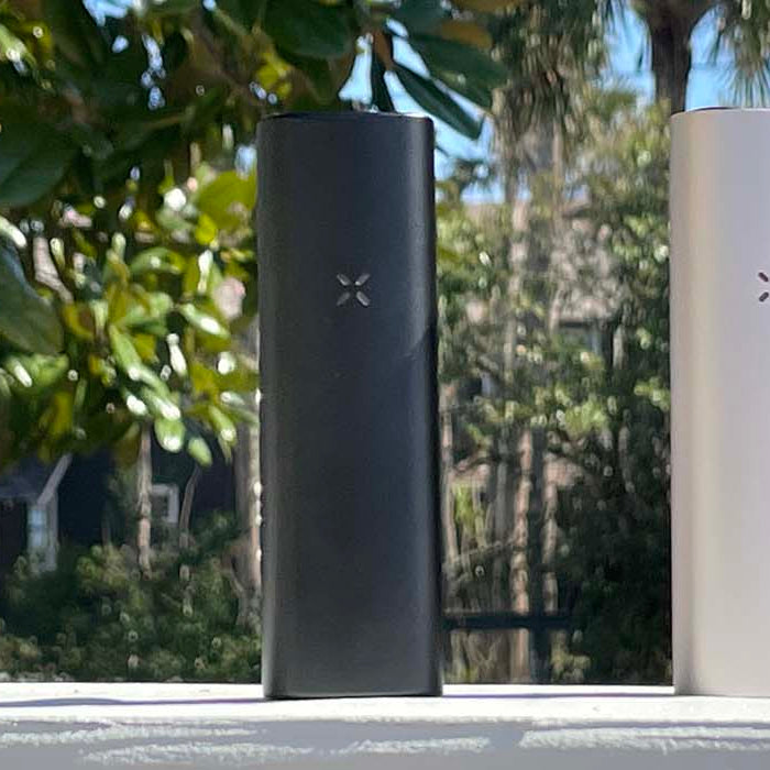 PAX Plus vs. PAX 3: How Do They Stack Up? - Planet of the Vapes PAX Plus vs. PAX 3: How Do They Stack Up? - Planet of the Vapes