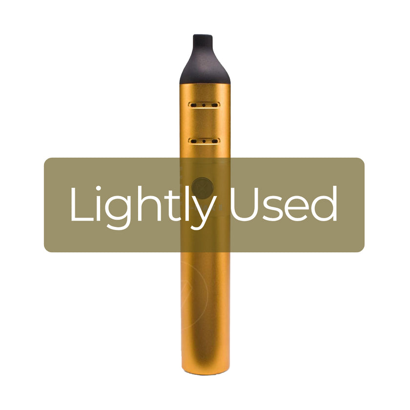 Lightly Used XMAX V2 Pro Vaporizer Gold